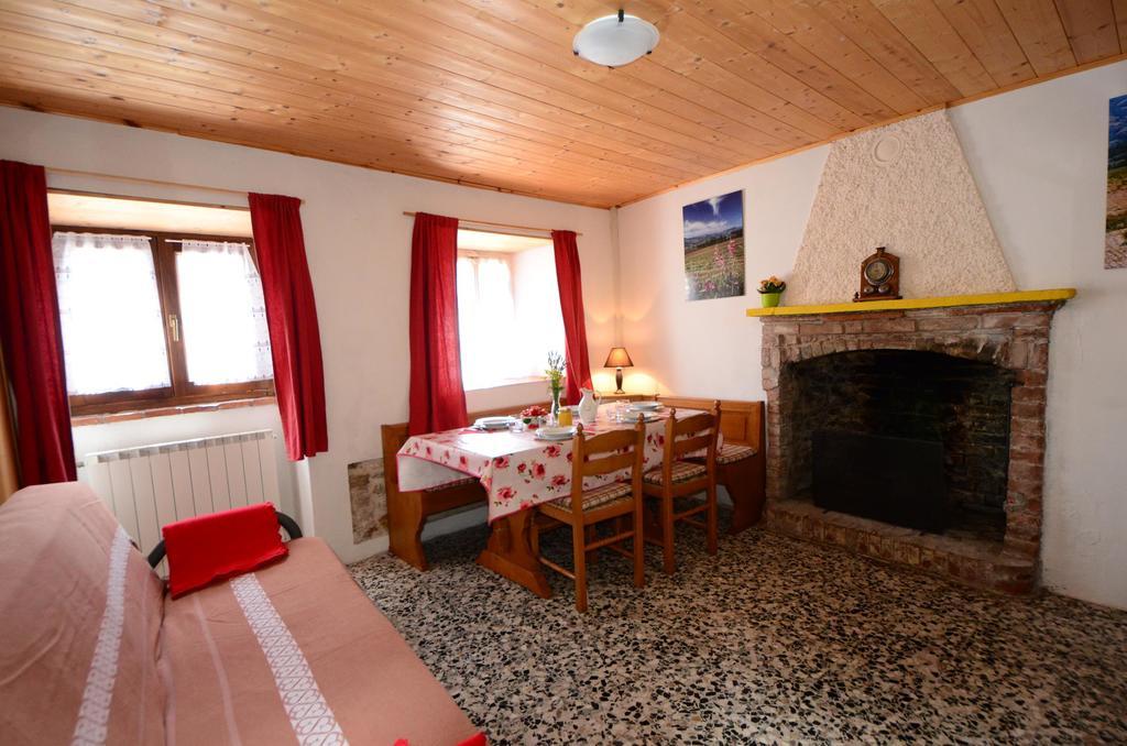 Вілла Agriturismo Agronauta Piozzano Екстер'єр фото