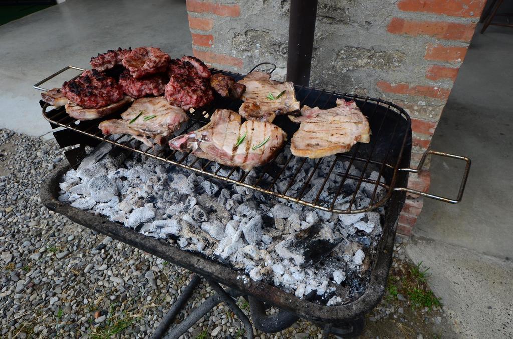 Вілла Agriturismo Agronauta Piozzano Екстер'єр фото